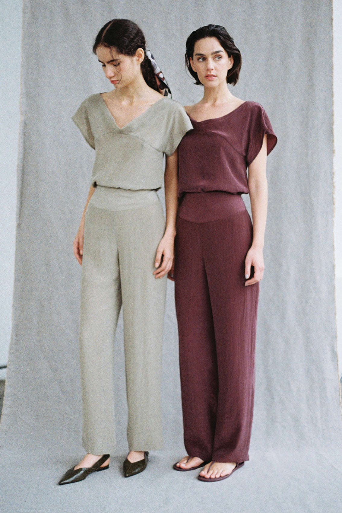 Pantalón Pretina Curva Lyocell Corrugado - Vino