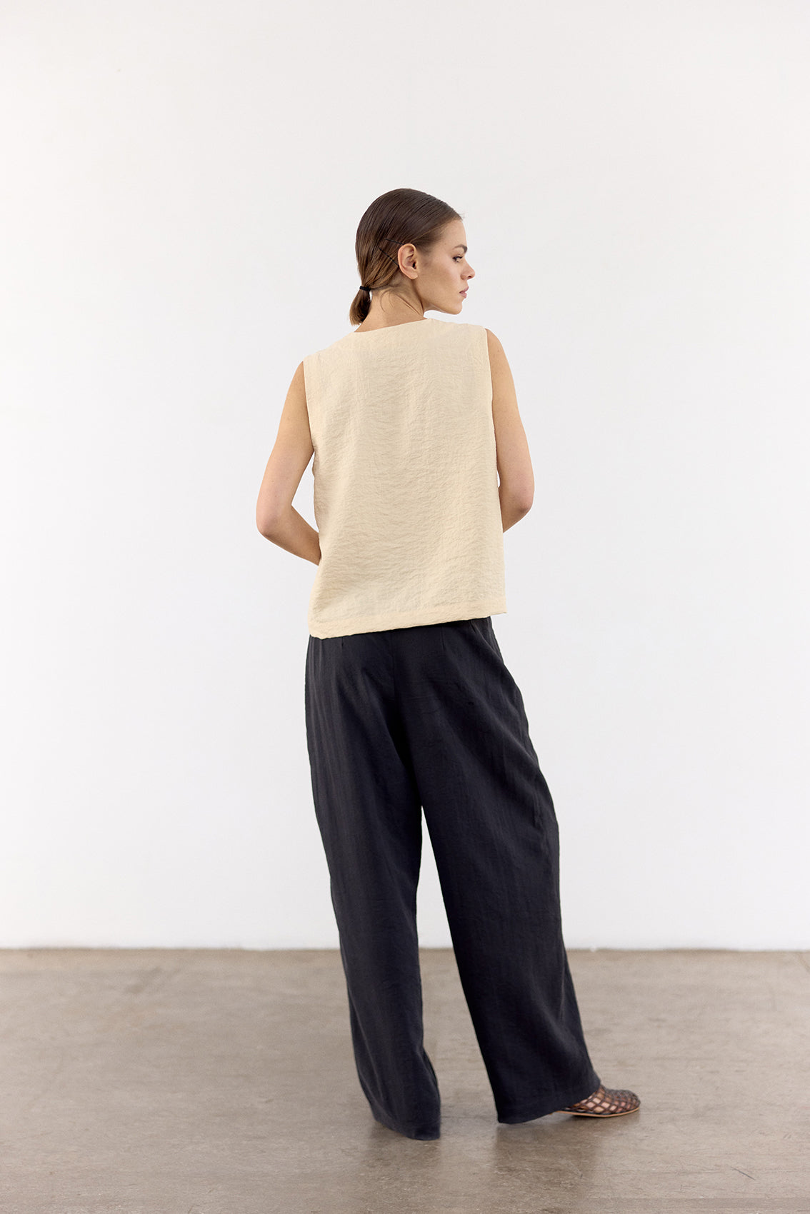 Crinkled Silk Vest Top - Mantequilla