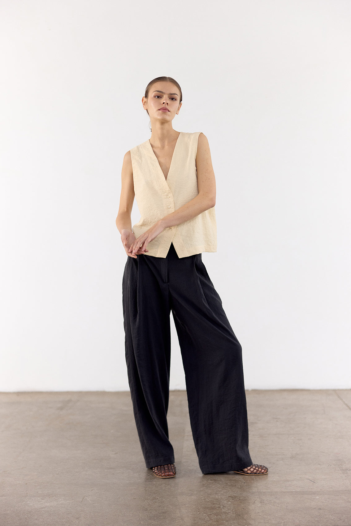 Crinkled Silk Trousers - Ónix