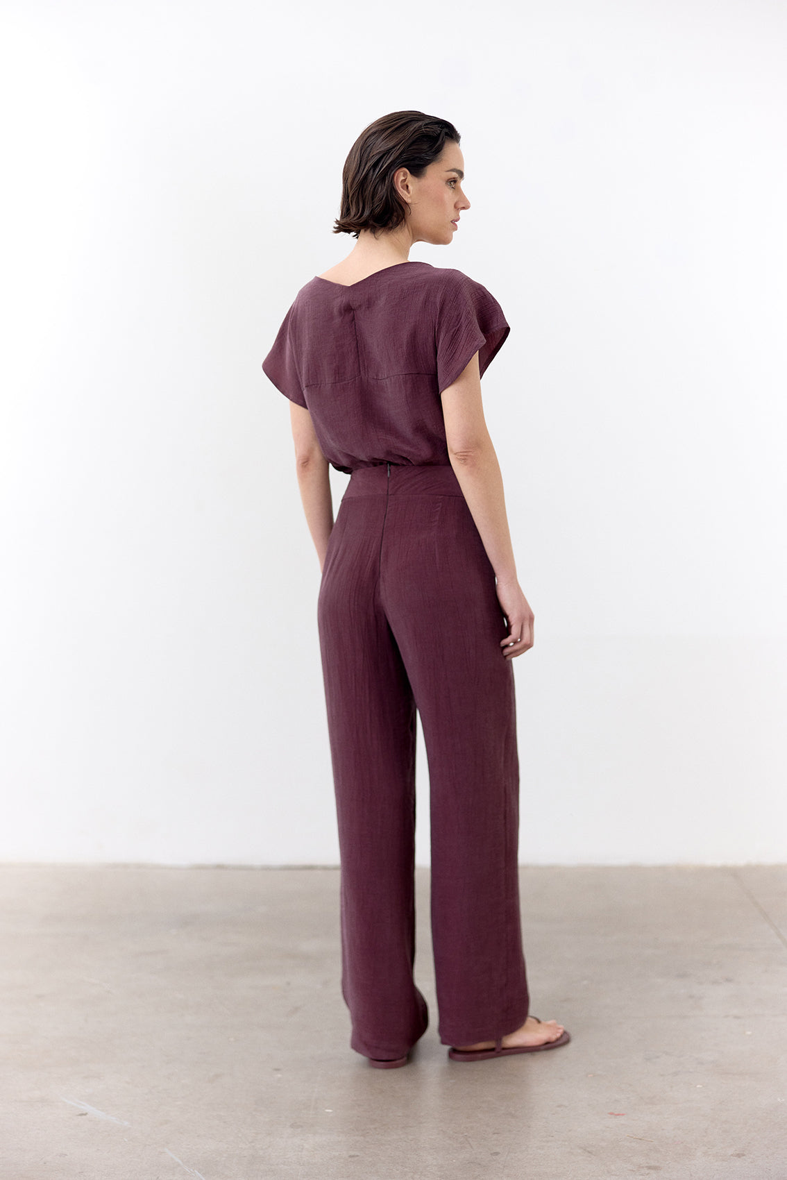 Pantalón Pretina Curva Lyocell Corrugado - Vino