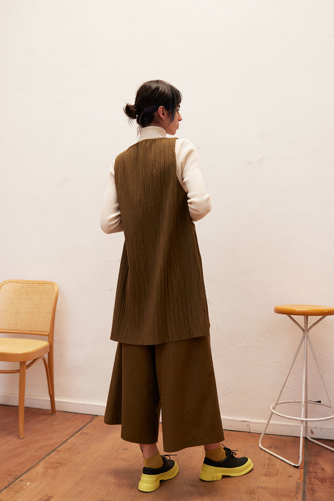 Recycled Wool Pleated Jumper - Oliva