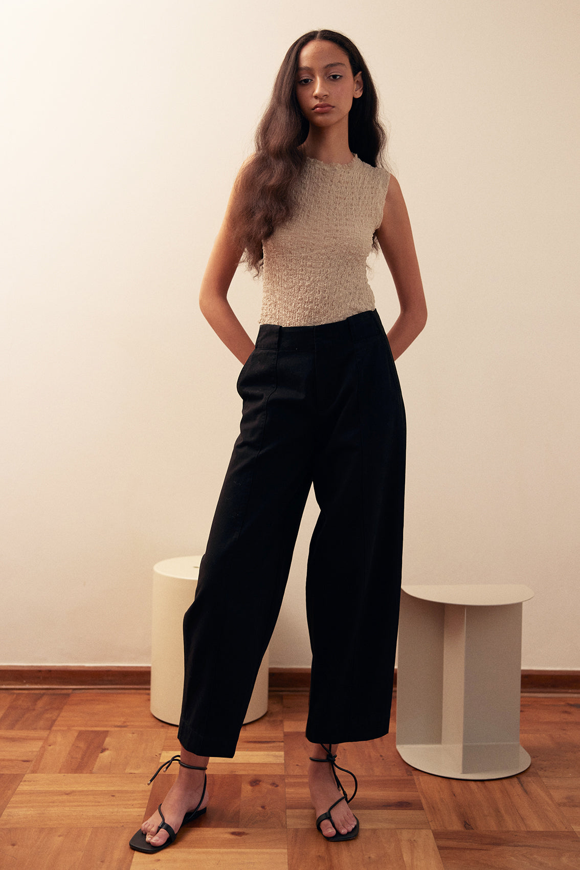 Pantalón Silueta Curva Gabardina - Ónix