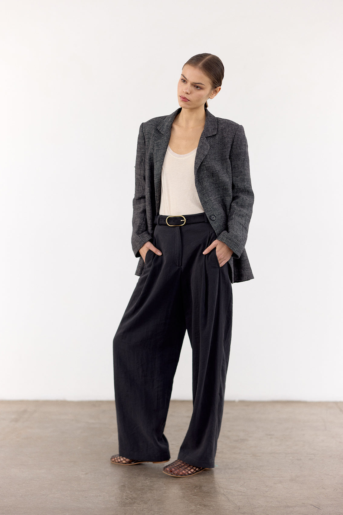 Single-Breasted Linen Blazer - Ónix