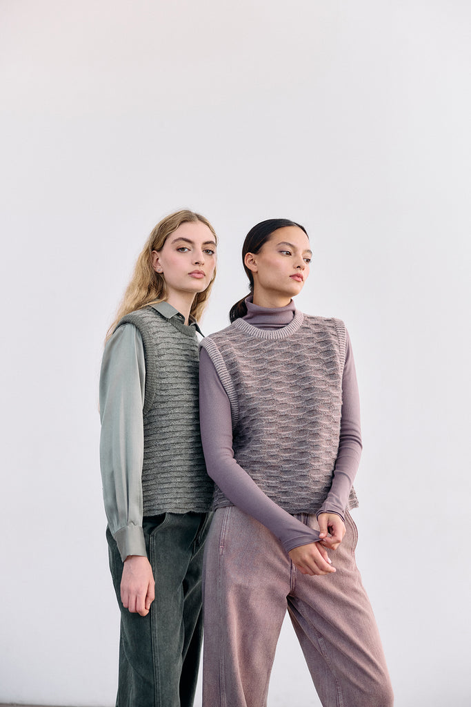 Textured Alpaca Knit Sweater Vest - Malva