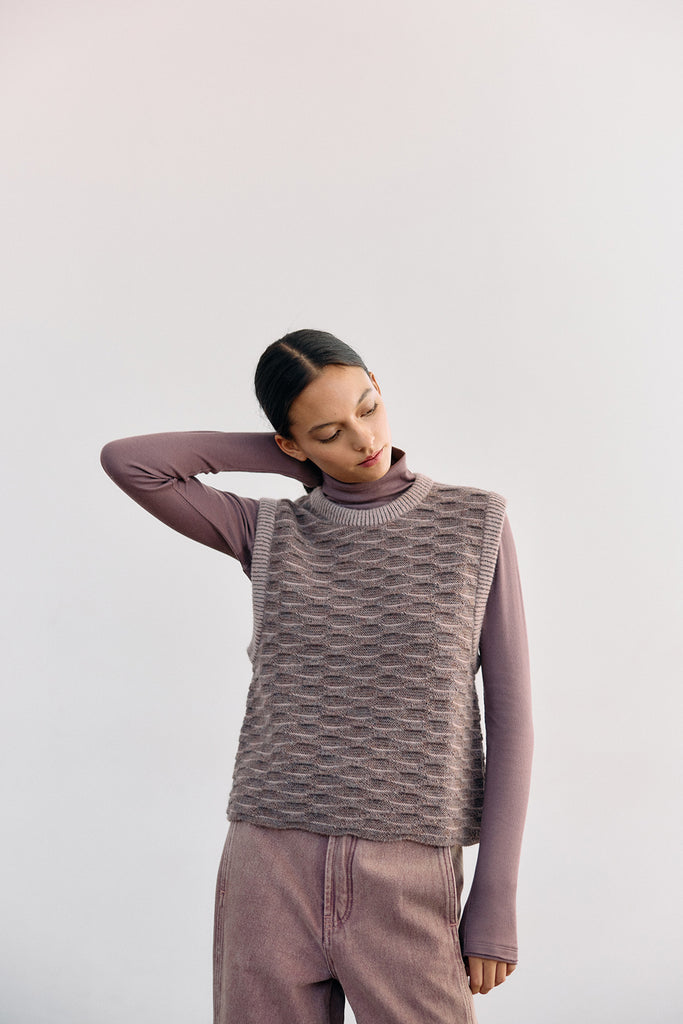 Textured Alpaca Knit Sweater Vest - Malva