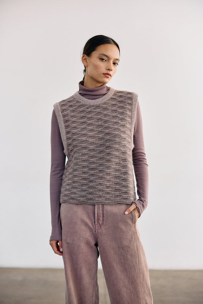 Textured Alpaca Knit Sweater Vest - Malva