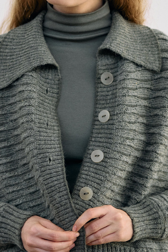 Textured Alpaca Knit Collar Cardigan - Musgo