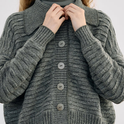 Cárdigan Textura Relieves Alpaca - Musgo