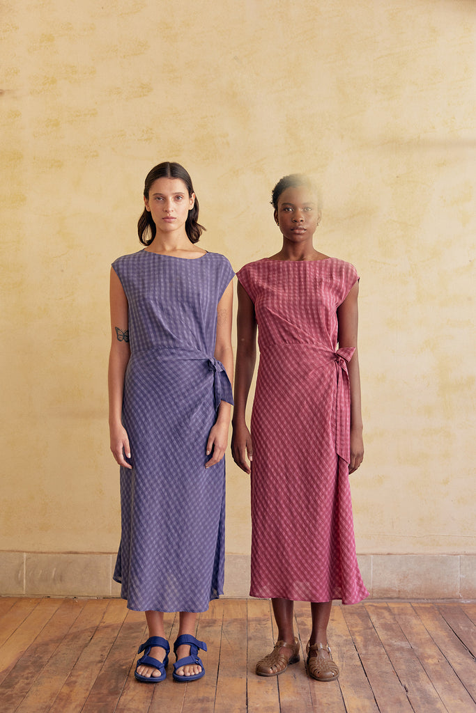 Gingham Tie-Waist Wrap Dress Lyocell - Arándano