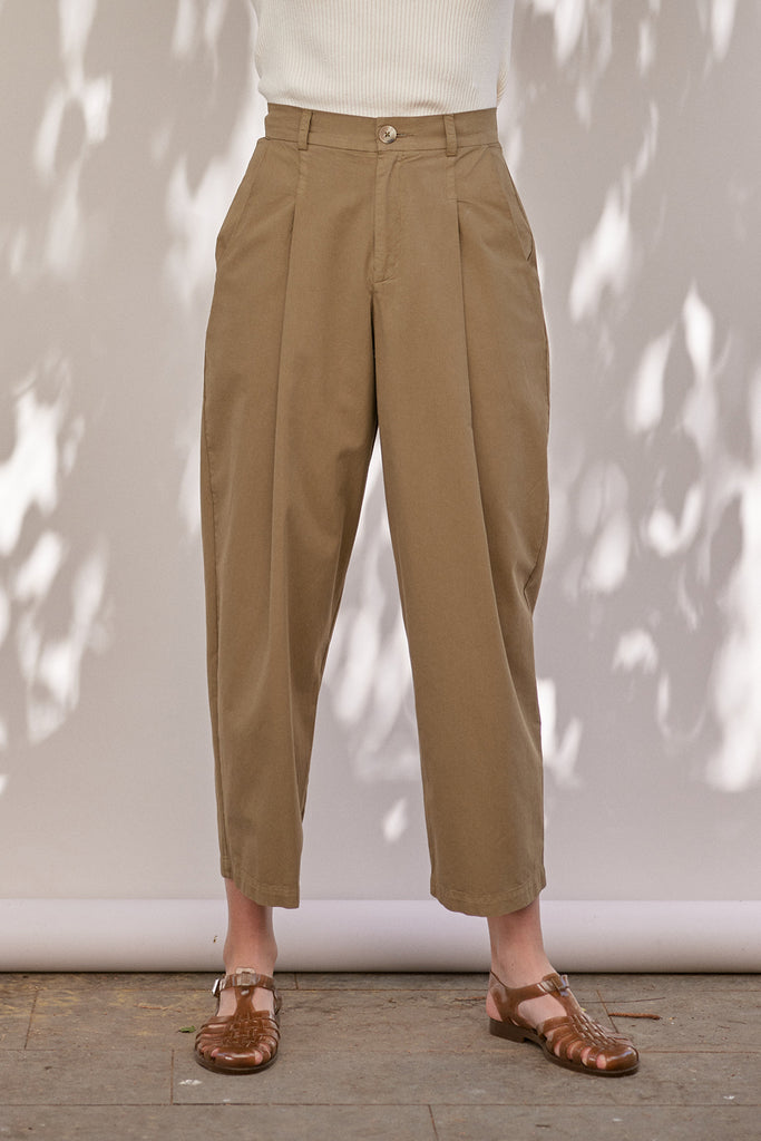 Pantalón Pinzado Tiro Alto - Musgo