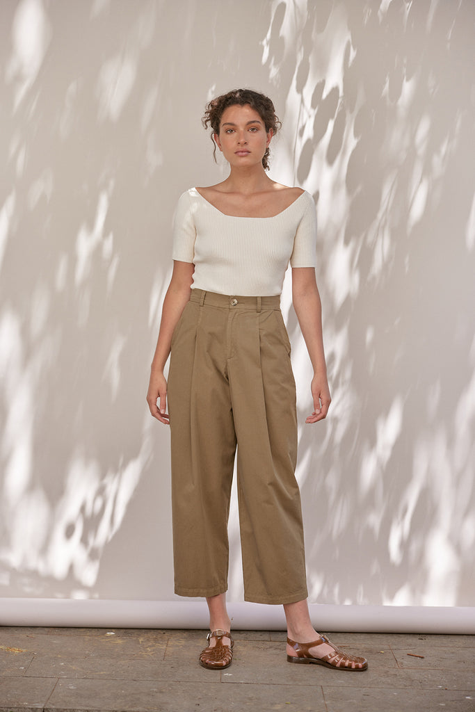 Pantalón Pinzado Tiro Alto - Musgo