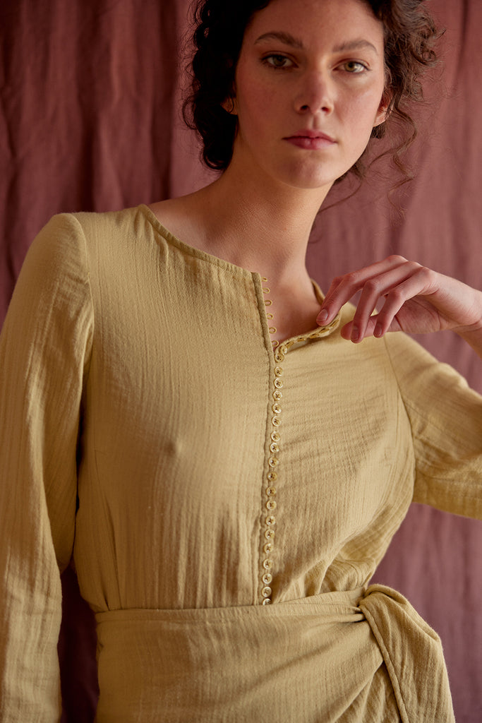 Blusa Presillas Texturada - Trigo