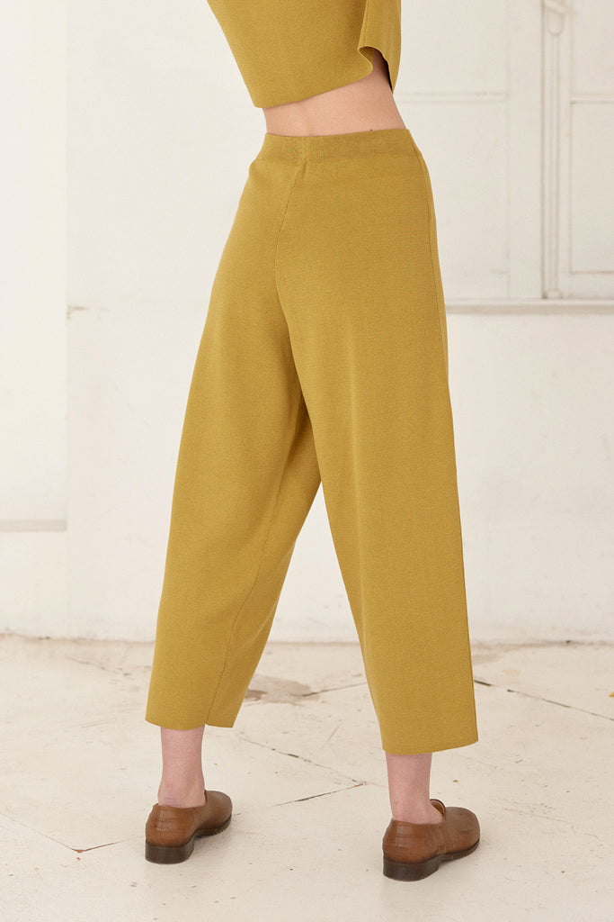 Pantalón Tejido Silueta Vaina - Oro
